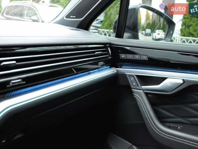 Сірий Фольксваген Туарег, об'ємом двигуна 2.97 л та пробігом 29 тис. км за 78000 $, фото 50 на Automoto.ua