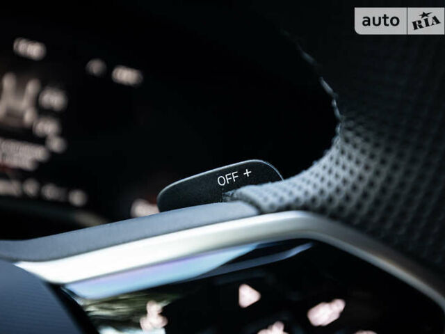 Серый Фольксваген Туарег, объемом двигателя 2.97 л и пробегом 29 тыс. км за 81450 $, фото 31 на Automoto.ua