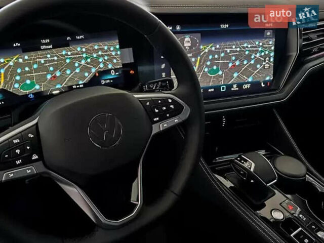 Серый Фольксваген Туарег, объемом двигателя 2.99 л и пробегом 11 тыс. км за 67500 $, фото 4 на Automoto.ua