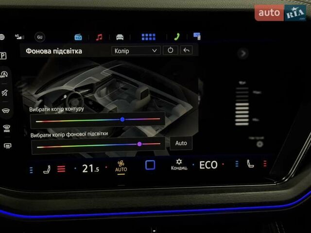 Серый Фольксваген Туарег, объемом двигателя 2.97 л и пробегом 39 тыс. км за 81500 $, фото 41 на Automoto.ua
