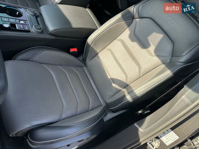 Серый Фольксваген Туарег, объемом двигателя 2.97 л и пробегом 31 тыс. км за 80000 $, фото 16 на Automoto.ua