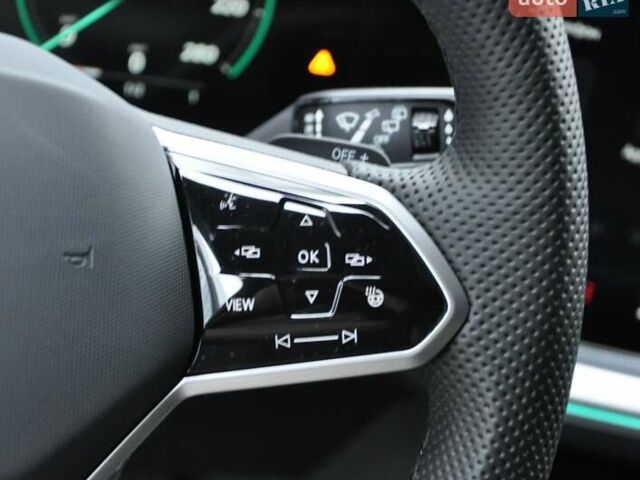 Сірий Фольксваген Туарег, об'ємом двигуна 2.97 л та пробігом 29 тис. км за 78000 $, фото 38 на Automoto.ua