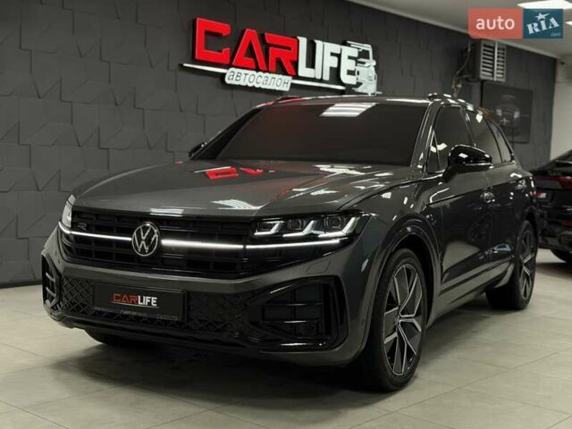 Серый Фольксваген Туарег, объемом двигателя 2.97 л и пробегом 39 тыс. км за 81500 $, фото 10 на Automoto.ua