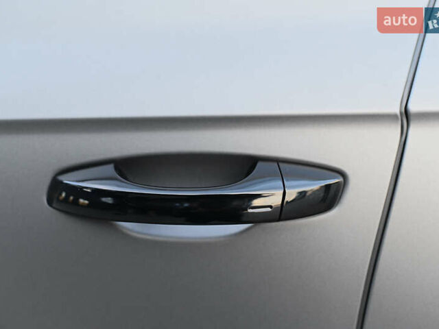 Серый Фольксваген Туарег, объемом двигателя 2.97 л и пробегом 32 тыс. км за 81000 $, фото 40 на Automoto.ua