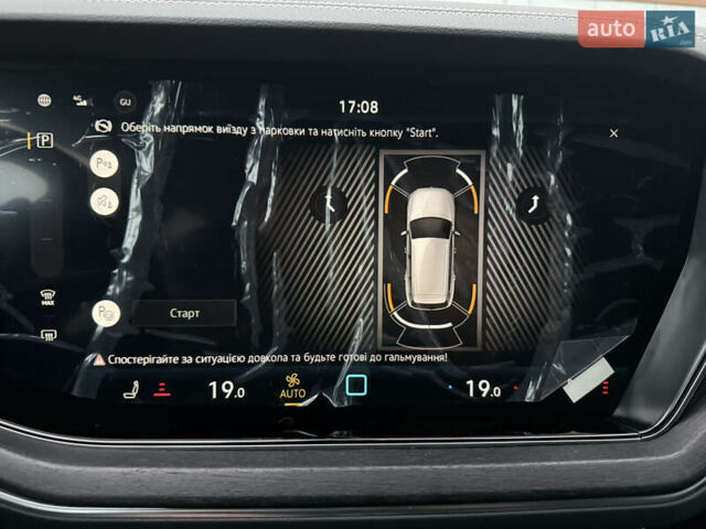 Серый Фольксваген Туарег, объемом двигателя 2.97 л и пробегом 19 тыс. км за 64999 $, фото 22 на Automoto.ua