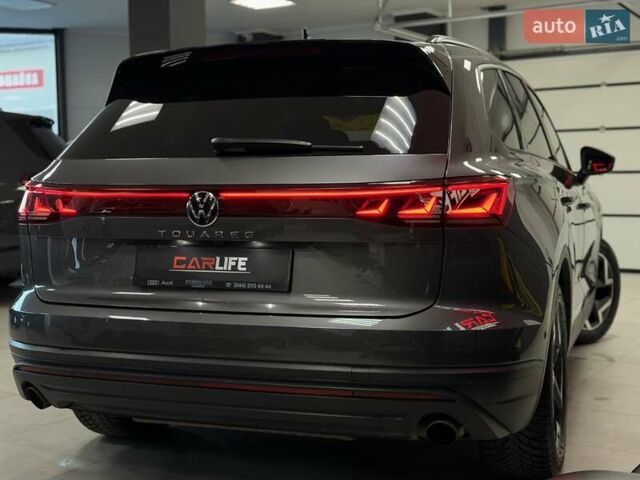 Сірий Фольксваген Туарег, об'ємом двигуна 2.97 л та пробігом 79 тис. км за 59900 $, фото 18 на Automoto.ua