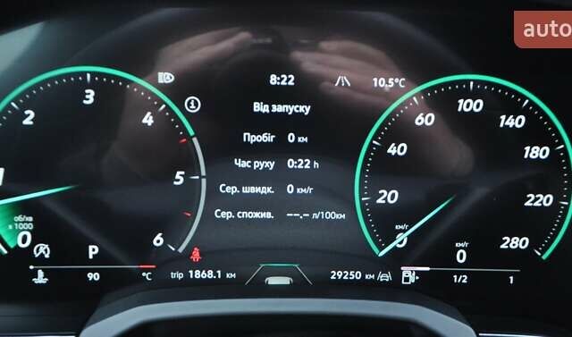 Сірий Фольксваген Туарег, об'ємом двигуна 2.97 л та пробігом 29 тис. км за 78000 $, фото 39 на Automoto.ua