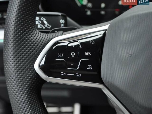 Сірий Фольксваген Туарег, об'ємом двигуна 2.97 л та пробігом 29 тис. км за 78000 $, фото 37 на Automoto.ua