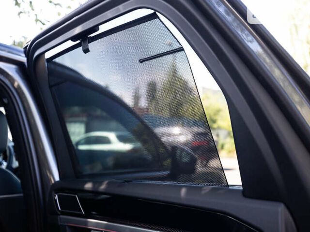 Серый Фольксваген Туарег, объемом двигателя 2.97 л и пробегом 29 тыс. км за 81450 $, фото 47 на Automoto.ua