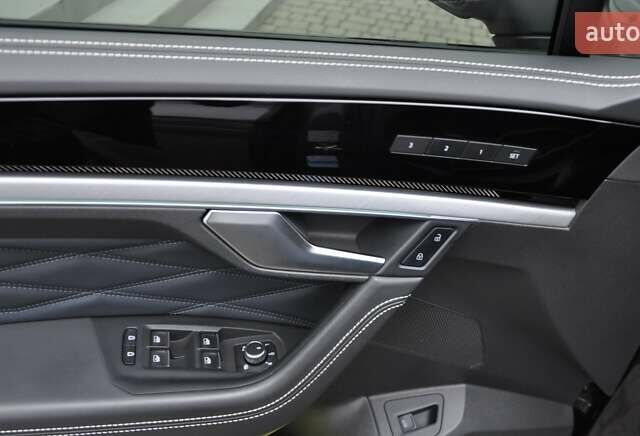 Сірий Фольксваген Туарег, об'ємом двигуна 2.97 л та пробігом 29 тис. км за 78000 $, фото 28 на Automoto.ua