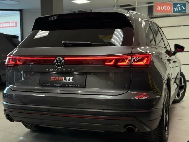 Сірий Фольксваген Туарег, об'ємом двигуна 2.97 л та пробігом 79 тис. км за 59900 $, фото 19 на Automoto.ua