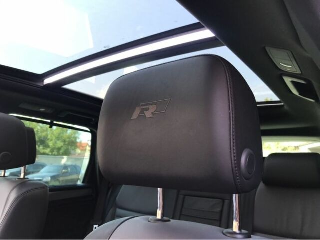 Синий Фольксваген Туарег, объемом двигателя 3 л и пробегом 175 тыс. км за 27000 $, фото 7 на Automoto.ua