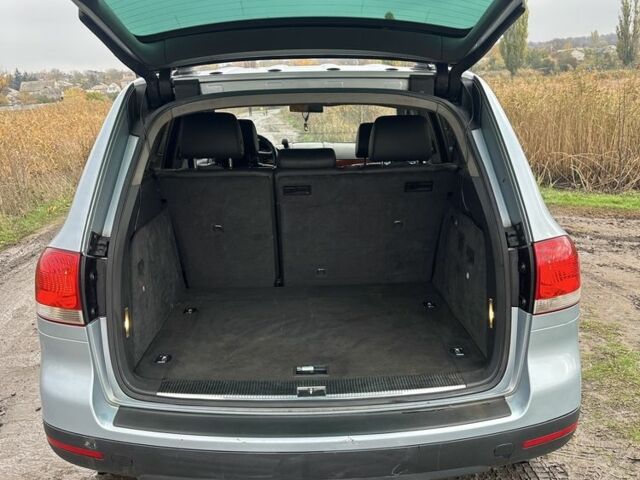 Синий Фольксваген Туарег, объемом двигателя 2.5 л и пробегом 351 тыс. км за 4000 $, фото 6 на Automoto.ua