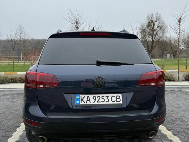 Синій Фольксваген Туарег, об'ємом двигуна 3 л та пробігом 236 тис. км за 21500 $, фото 5 на Automoto.ua