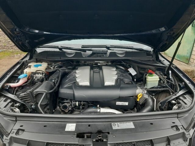 Синій Фольксваген Туарег, об'ємом двигуна 3 л та пробігом 236 тис. км за 21500 $, фото 22 на Automoto.ua