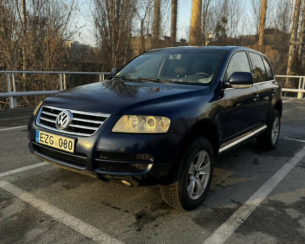 Синий Фольксваген Туарег, объемом двигателя 2.5 л и пробегом 472 тыс. км за 3799 $, фото 2 на Automoto.ua