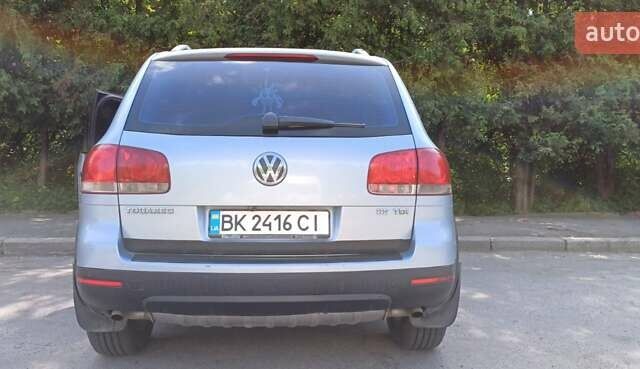 Синий Фольксваген Туарег, объемом двигателя 2.5 л и пробегом 431 тыс. км за 8200 $, фото 2 на Automoto.ua