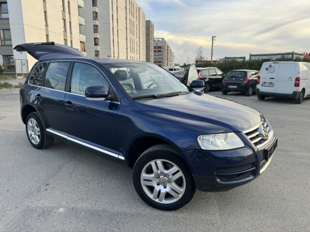 Синий Фольксваген Туарег, объемом двигателя 5 л и пробегом 192 тыс. км за 4400 $, фото 2 на Automoto.ua