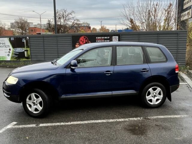 Синий Фольксваген Туарег, объемом двигателя 2.5 л и пробегом 300 тыс. км за 4600 $, фото 5 на Automoto.ua