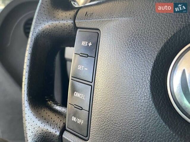 Синий Фольксваген Туарег, объемом двигателя 2.97 л и пробегом 284 тыс. км за 9000 $, фото 32 на Automoto.ua