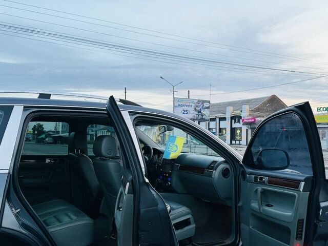 Синій Фольксваген Туарег, об'ємом двигуна 3 л та пробігом 200 тис. км за 4856 $, фото 17 на Automoto.ua