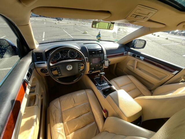 Синий Фольксваген Туарег, объемом двигателя 3 л и пробегом 367 тыс. км за 5800 $, фото 15 на Automoto.ua