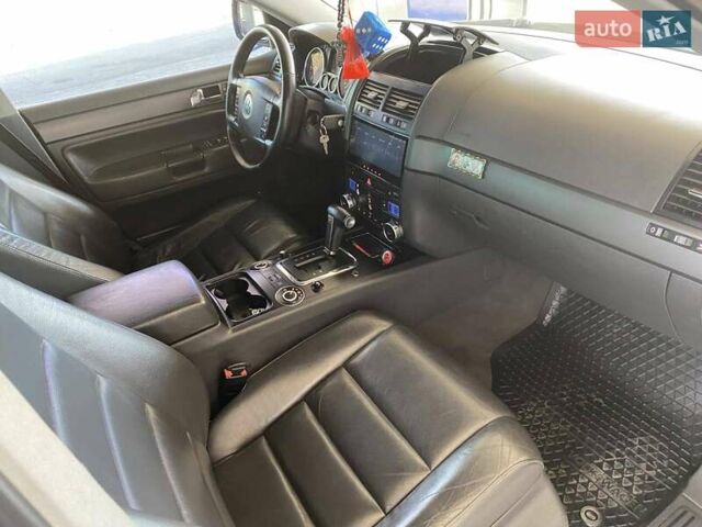 Синий Фольксваген Туарег, объемом двигателя 2.97 л и пробегом 284 тыс. км за 9000 $, фото 26 на Automoto.ua