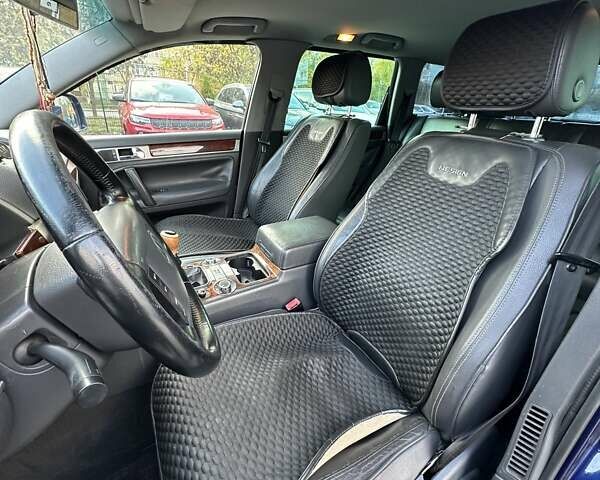 Синий Фольксваген Туарег, объемом двигателя 2.46 л и пробегом 264 тыс. км за 9700 $, фото 21 на Automoto.ua