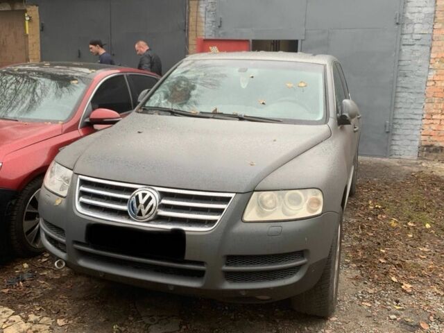 Синий Фольксваген Туарег, объемом двигателя 3 л и пробегом 261 тыс. км за 4000 $, фото 2 на Automoto.ua