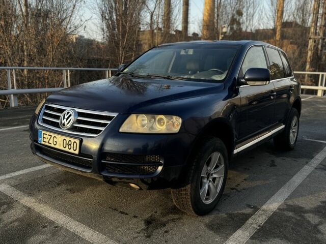 Синий Фольксваген Туарег, объемом двигателя 2.5 л и пробегом 372 тыс. км за 3799 $, фото 2 на Automoto.ua