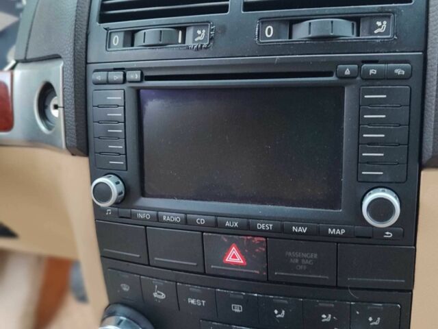 Синий Фольксваген Туарег, объемом двигателя 2.5 л и пробегом 336 тыс. км за 5500 $, фото 2 на Automoto.ua