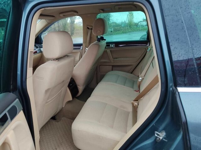 Синий Фольксваген Туарег, объемом двигателя 2.5 л и пробегом 336 тыс. км за 5500 $, фото 12 на Automoto.ua