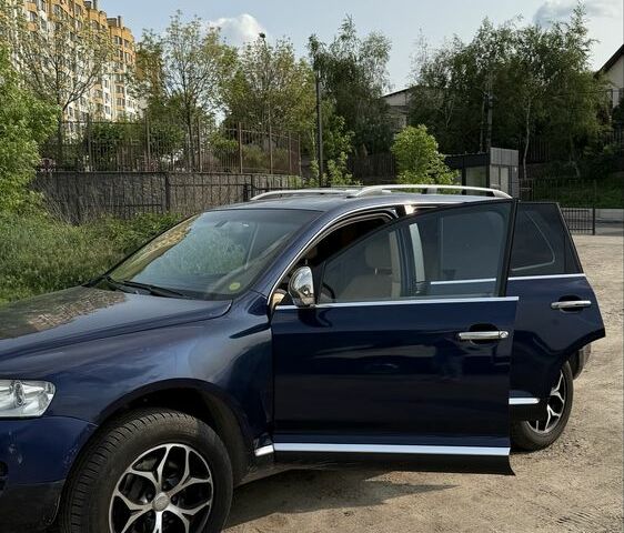 Синий Фольксваген Туарег, объемом двигателя 3 л и пробегом 3 тыс. км за 4800 $, фото 4 на Automoto.ua