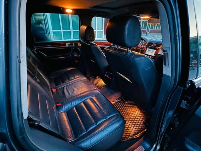 Синий Фольксваген Туарег, объемом двигателя 3 л и пробегом 230 тыс. км за 6640 $, фото 13 на Automoto.ua