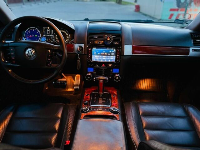 Синий Фольксваген Туарег, объемом двигателя 3 л и пробегом 230 тыс. км за 6640 $, фото 11 на Automoto.ua