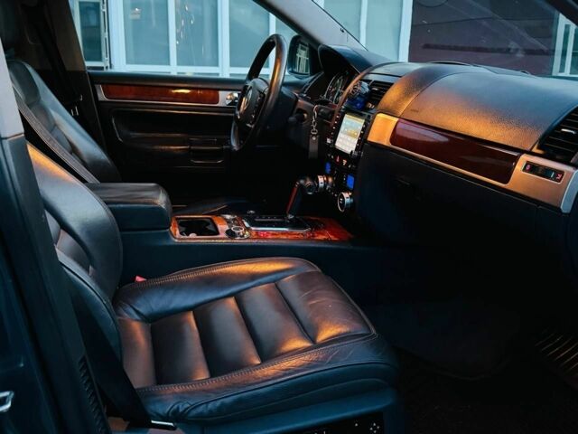 Синий Фольксваген Туарег, объемом двигателя 3 л и пробегом 230 тыс. км за 6640 $, фото 14 на Automoto.ua