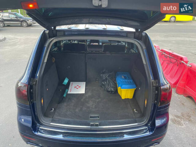 Синий Фольксваген Туарег, объемом двигателя 2.97 л и пробегом 361 тыс. км за 10500 $, фото 11 на Automoto.ua