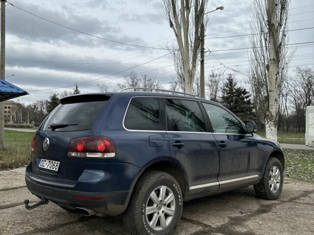 Синий Фольксваген Туарег, объемом двигателя 3 л и пробегом 350 тыс. км за 6200 $, фото 3 на Automoto.ua