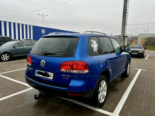 Синий Фольксваген Туарег, объемом двигателя 3 л и пробегом 430 тыс. км за 6008 $, фото 3 на Automoto.ua