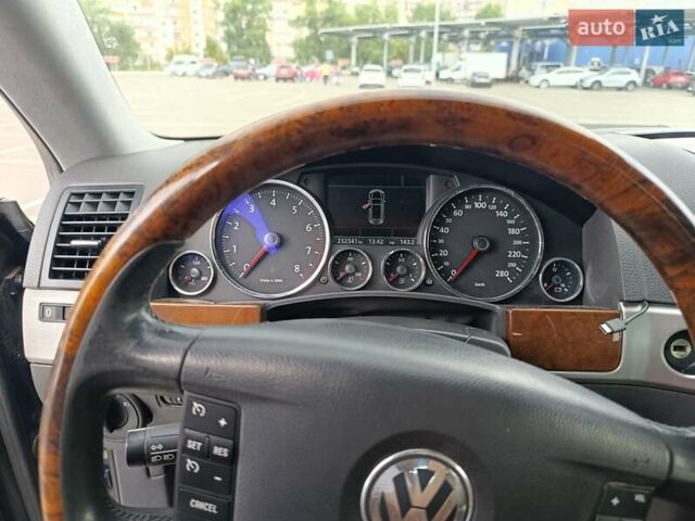 Фольксваген Туарег 2007 у Києві на Automoto.ua Синій Фольксваген Туарег, об'ємом двигуна 4.2 л та пробігом 250 тис. км за 8500 $, фото 1 на Automoto.ua