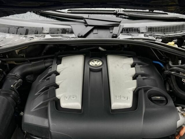 Синій Фольксваген Туарег, об'ємом двигуна 0 л та пробігом 350 тис. км за 5500 $, фото 9 на Automoto.ua