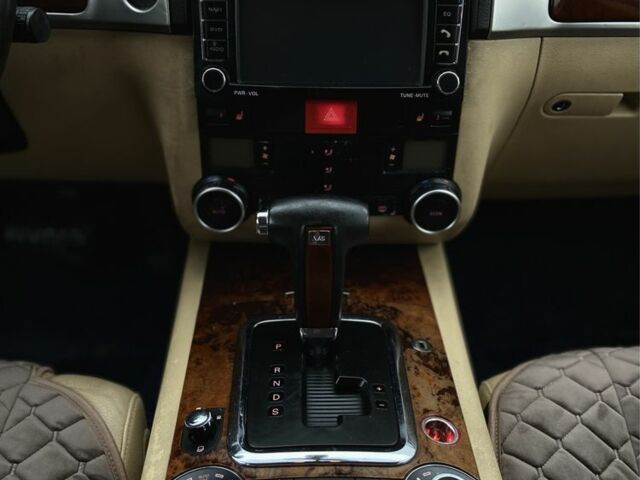 Синій Фольксваген Туарег, об'ємом двигуна 0 л та пробігом 350 тис. км за 5500 $, фото 15 на Automoto.ua