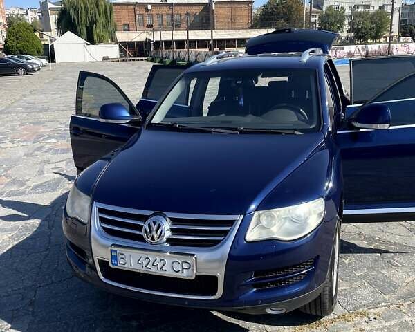 Синий Фольксваген Туарег, объемом двигателя 2.97 л и пробегом 246 тыс. км за 13000 $, фото 20 на Automoto.ua