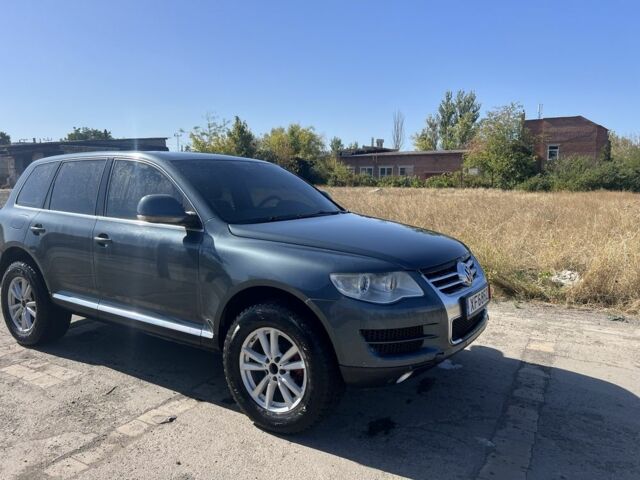 Синий Фольксваген Туарег, объемом двигателя 2.5 л и пробегом 294 тыс. км за 6000 $, фото 14 на Automoto.ua