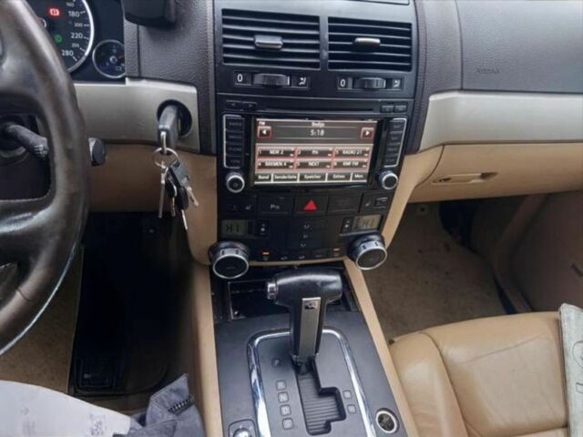 Синій Фольксваген Туарег, об'ємом двигуна 3 л та пробігом 300 тис. км за 6200 $, фото 7 на Automoto.ua