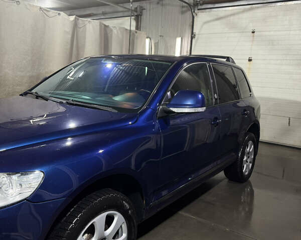 Синій Фольксваген Туарег, об'ємом двигуна 3 л та пробігом 286 тис. км за 14200 $, фото 3 на Automoto.ua