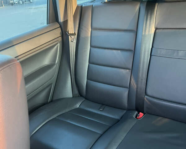 Синий Фольксваген Туарег, объемом двигателя 3 л и пробегом 235 тыс. км за 11100 $, фото 21 на Automoto.ua