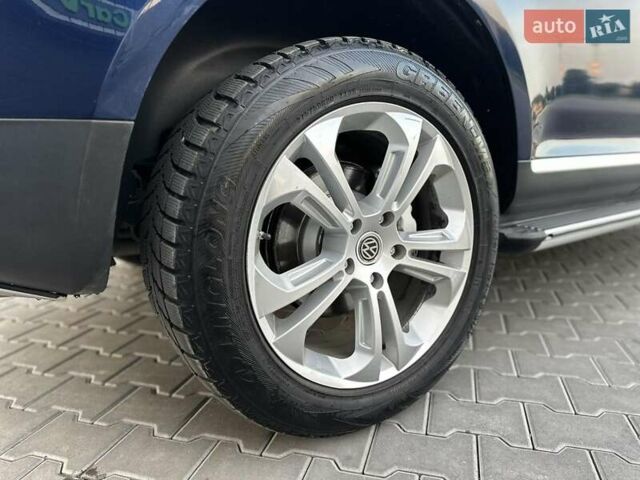 Синий Фольксваген Туарег, объемом двигателя 4.16 л и пробегом 385 тыс. км за 8500 $, фото 12 на Automoto.ua