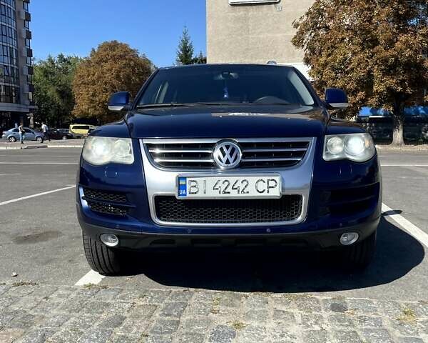 Синий Фольксваген Туарег, объемом двигателя 2.97 л и пробегом 246 тыс. км за 13000 $, фото 3 на Automoto.ua
