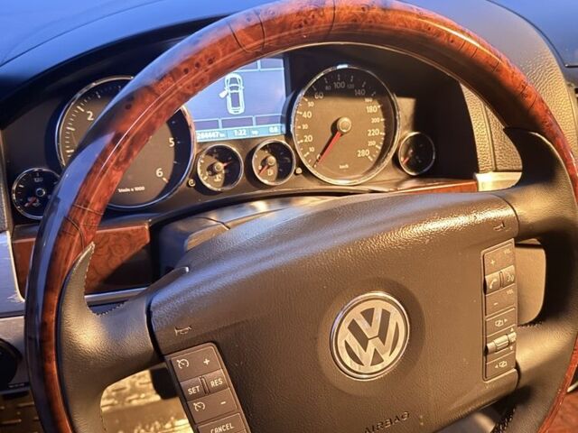 Синий Фольксваген Туарег, объемом двигателя 3 л и пробегом 269 тыс. км за 7999 $, фото 11 на Automoto.ua